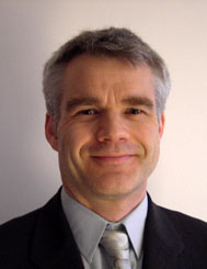 Dr. Lars Colschen